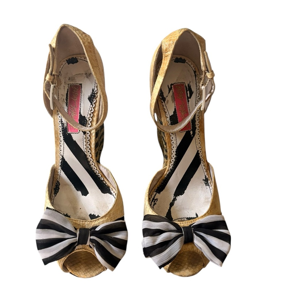 Betsey Johnson Hitch Espadrille Wedge Sandals Black-and-White Bow SZ 7.5